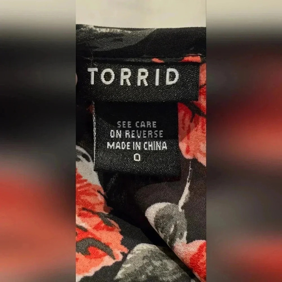 Torrid, Size 0X (L), Black and Red Floral Hi-Low Strappy Tank - Picture 8 of 14